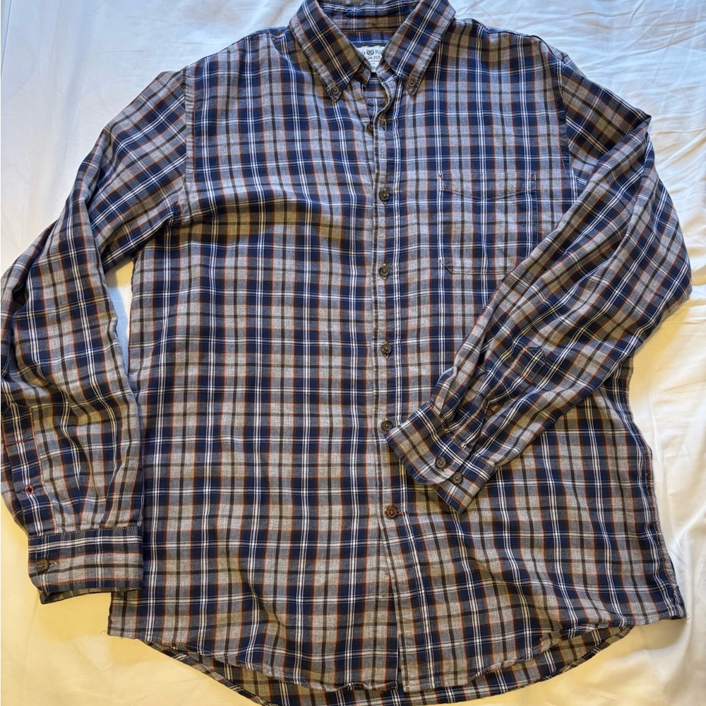 🚨2 for $12🚨Men's Plaid Button-Down Shirt